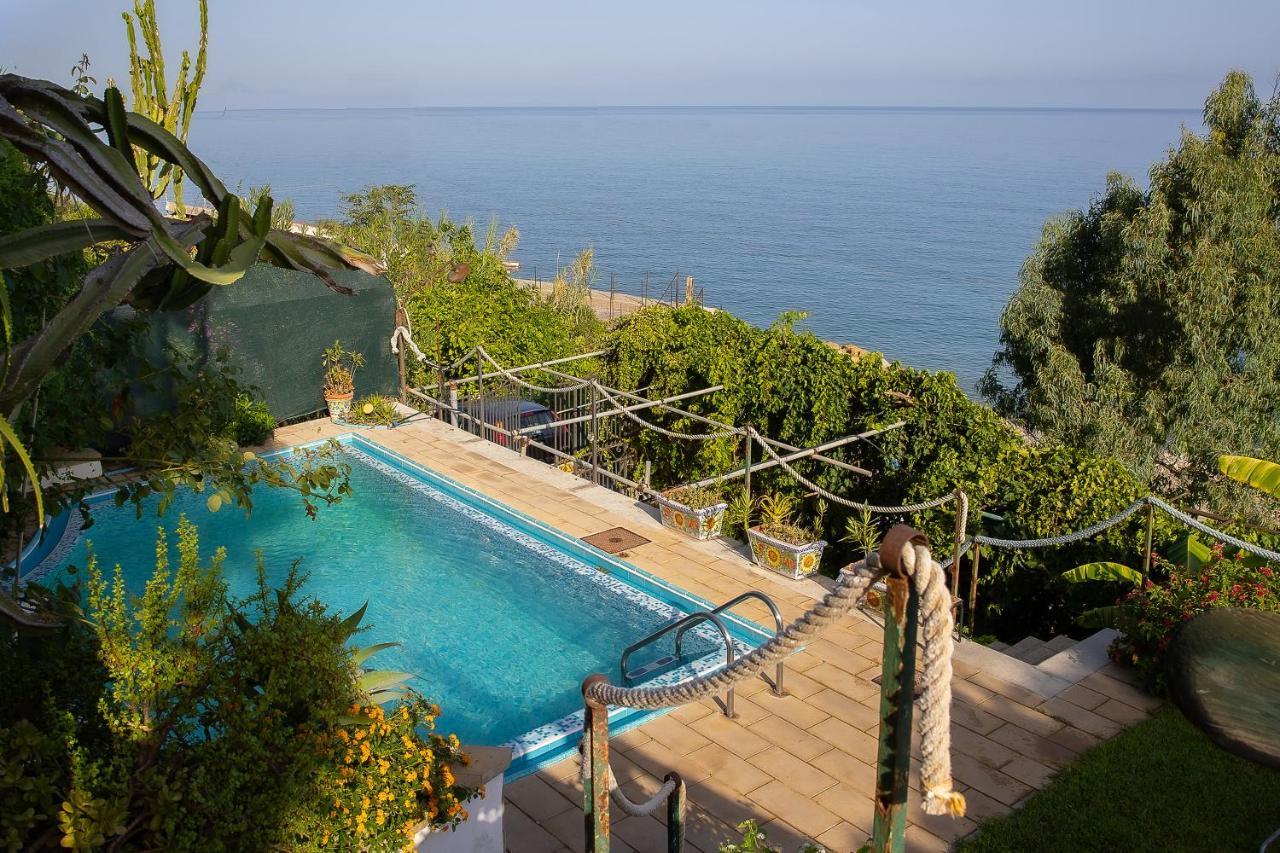 Villa Con Piscina Vista Mare Санто-Стефано Экстерьер фото