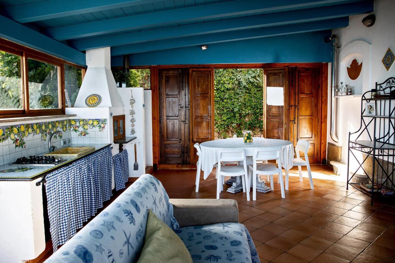 Villa Con Piscina Vista Mare Санто-Стефано Экстерьер фото