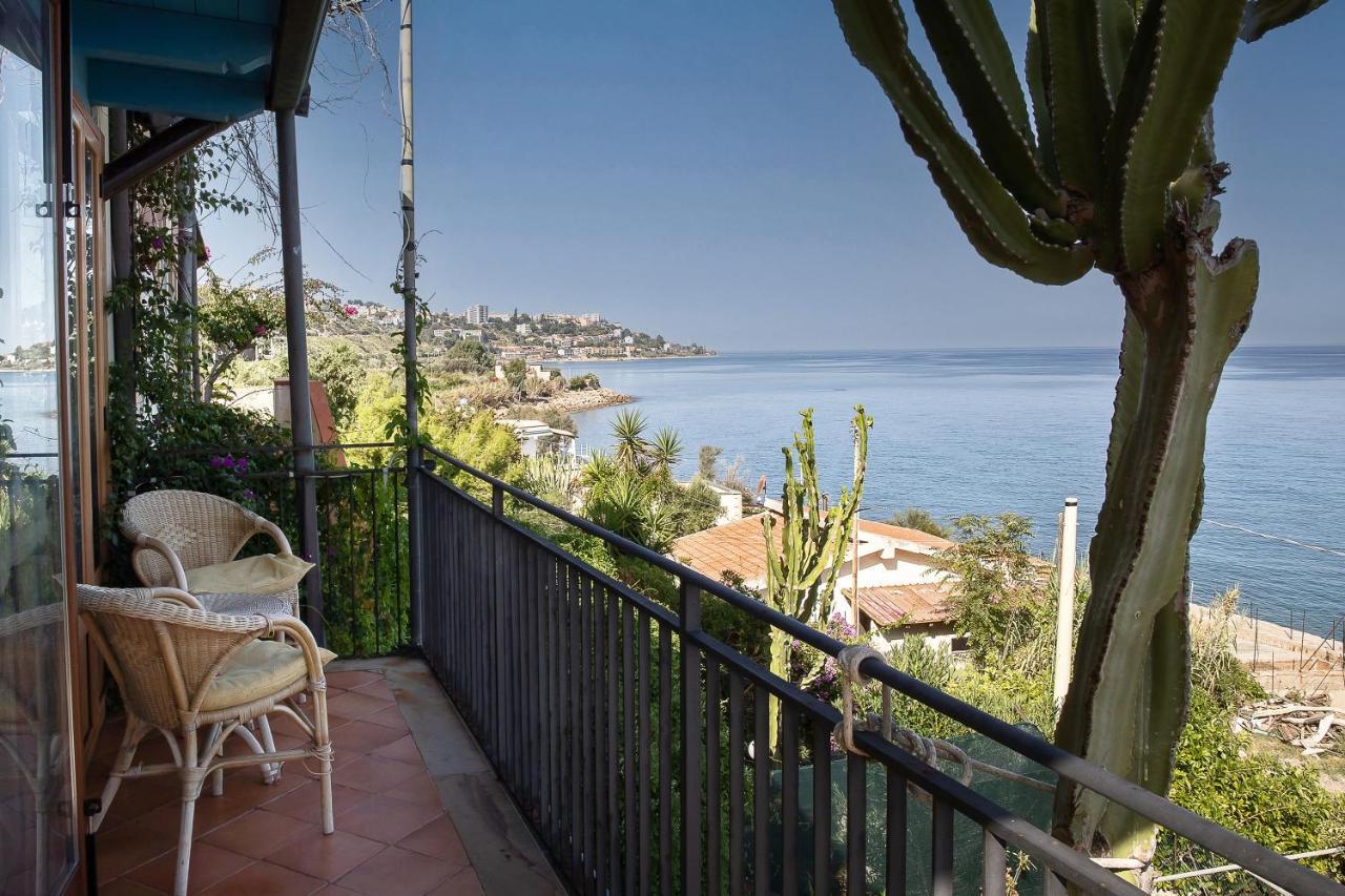 Villa Con Piscina Vista Mare Санто-Стефано Экстерьер фото